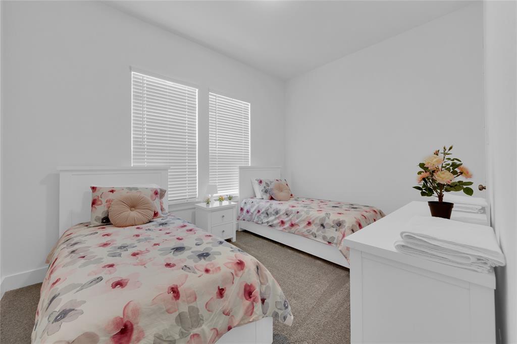 1838 Life Avenue Dallas, TX 75212 - Photo 15 of 17 Bedroom 3