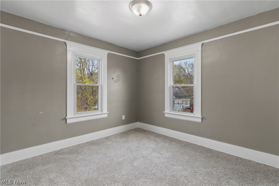 32 Penfield Avenue Akron, OH 44310 - Photo 24 of 35