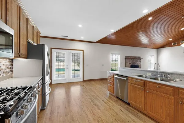 $4,250 | 6429 Farm To Market Road 2931, Aubrey, TX 76227