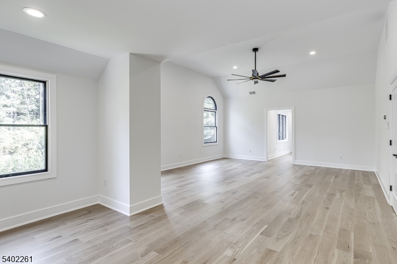 8 Juniper Pointe Trail Dunellen, NJ 08812 - Photo 16 of 33