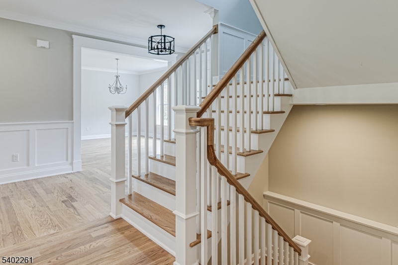 8 Juniper Pointe Trail Dunellen, NJ 08812 - Photo 32 of 37 a view of entryway