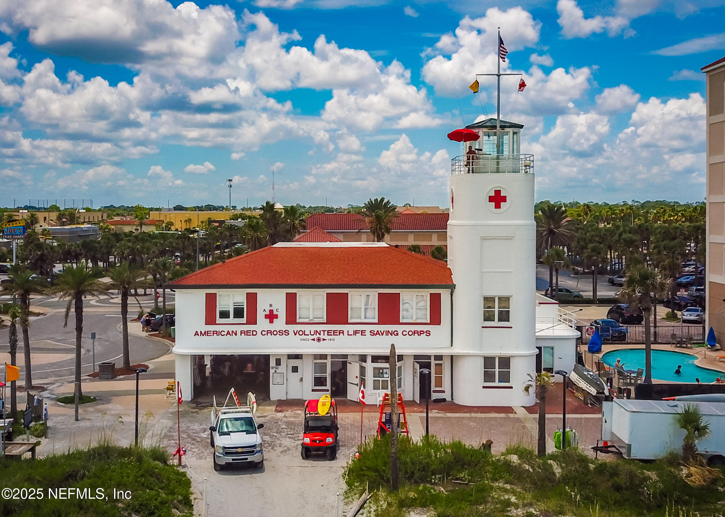 1211 Penman Road Jacksonville Beach, FL 32250 - Photo 42 of 44 a front view of a building with retail shops