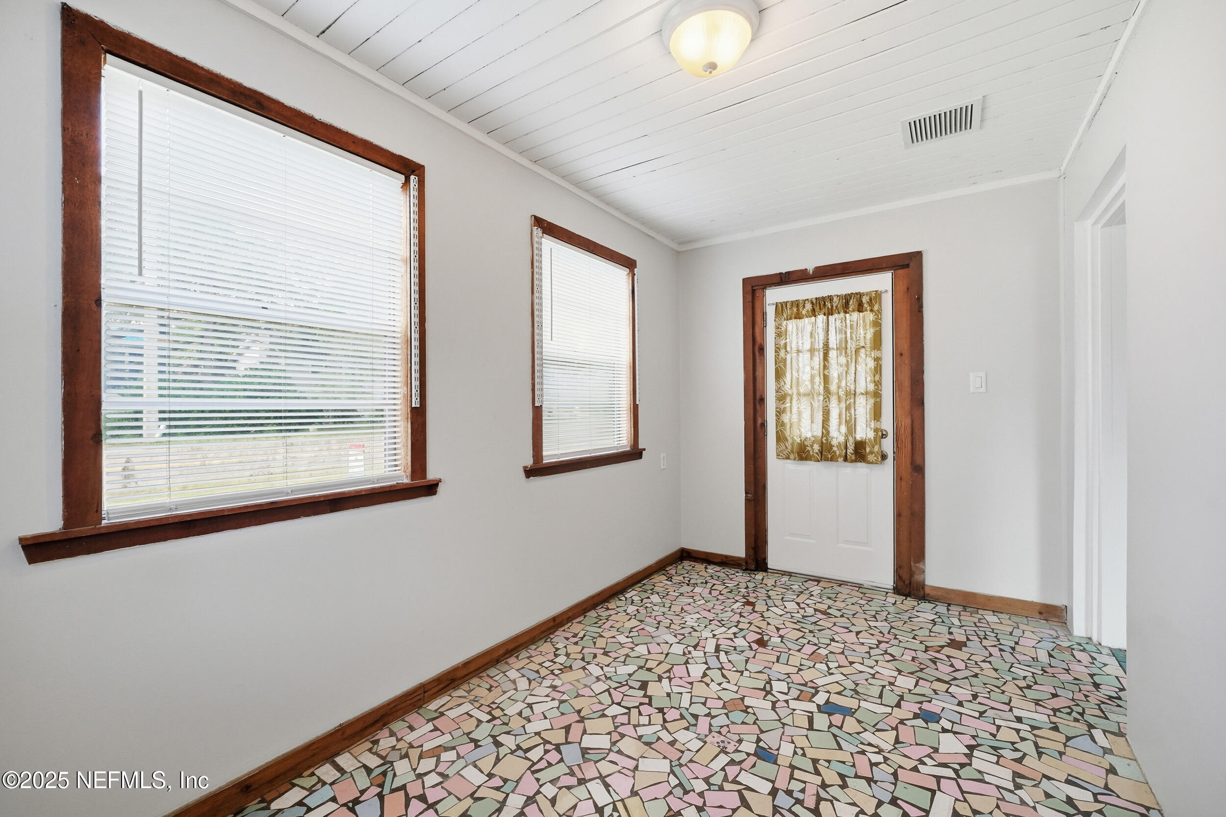 1211 Penman Road Jacksonville Beach, FL 32250 - Photo 5 of 44 Welcome to Charm