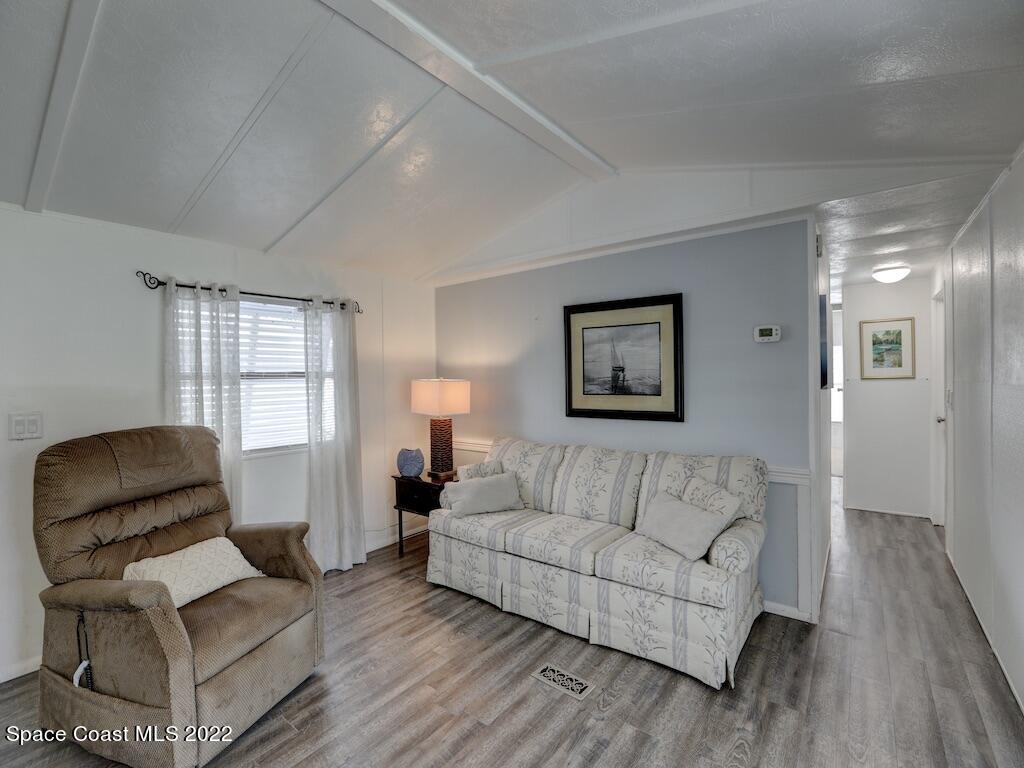 7550 Blackhawk Road Sebastian, FL 32976 - Photo 5 of 30 5 D2jpg