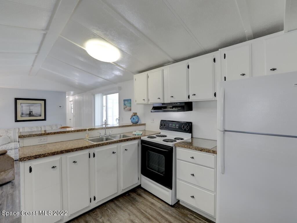 7550 Blackhawk Road Sebastian, FL 32976 - Photo 7 of 30 7 F3jpg
