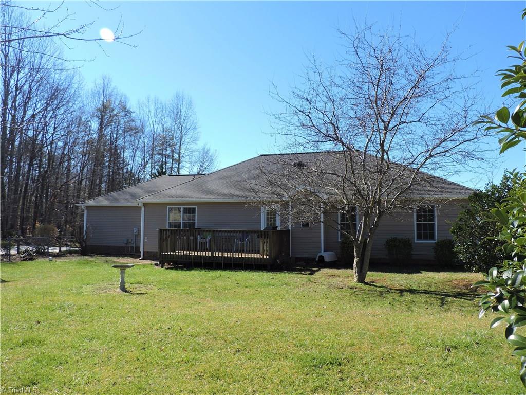 8556 Linville Road Oak Ridge, NC 27310 - Photo 6 of 26
