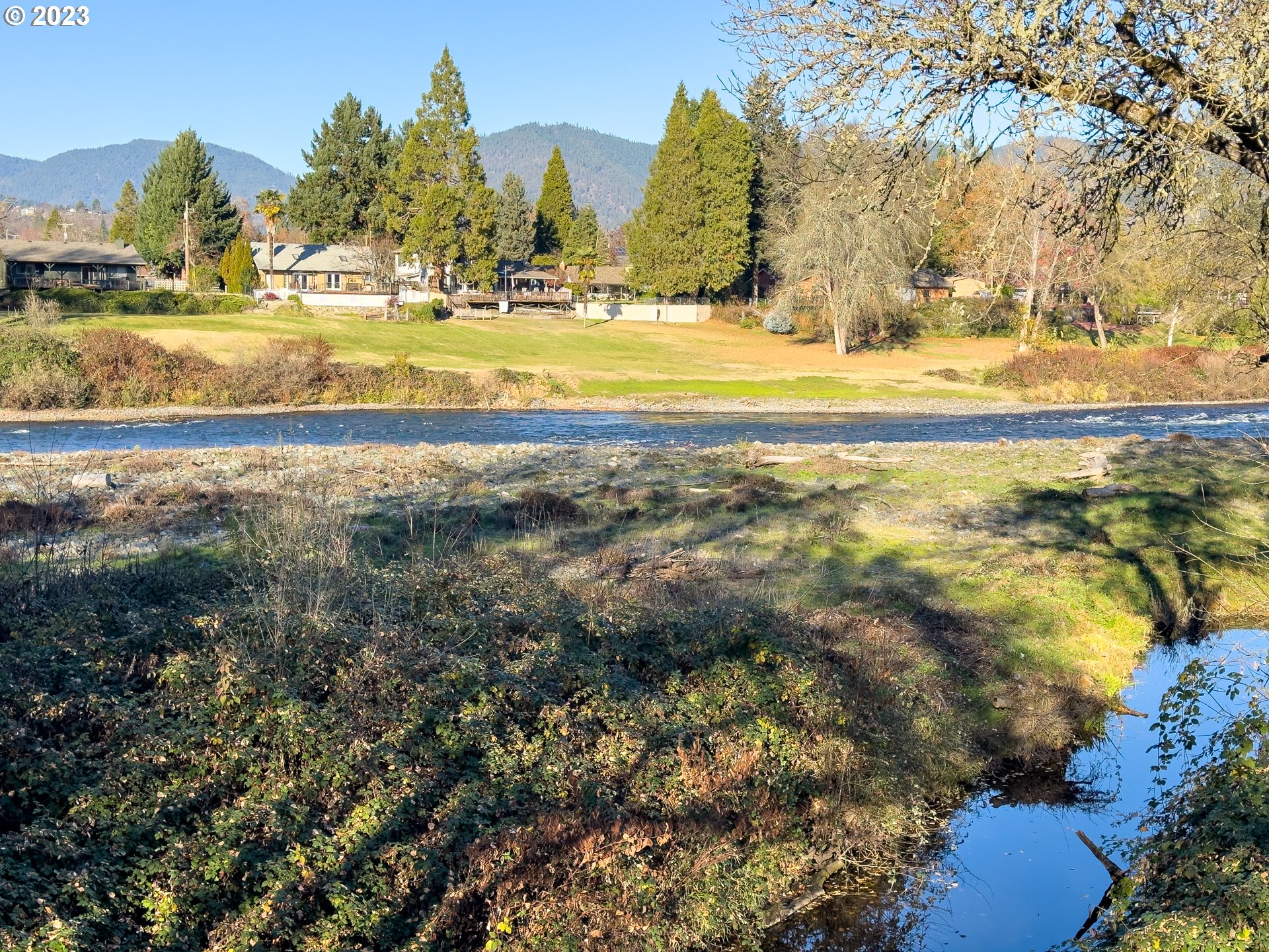 508 Edgewater Drive Grants Pass, OR 97527 - Photo 5 of 48 a view of ocean view