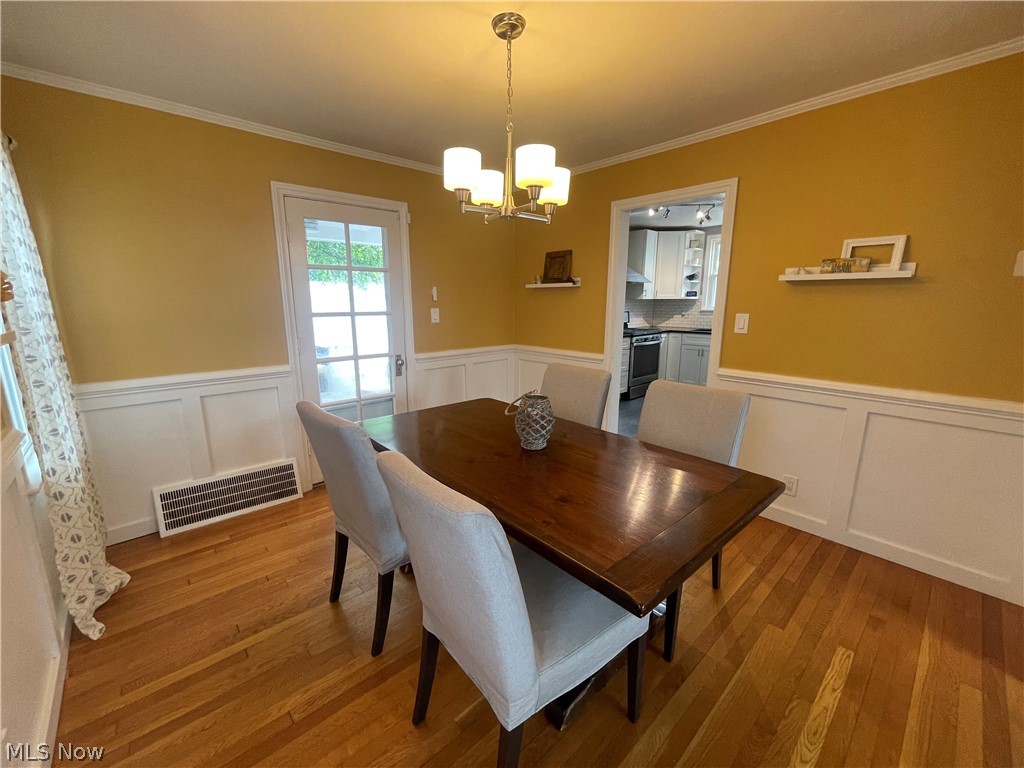 4318 Groveland Road University Heights, OH 44118 - Photo 21 of 34