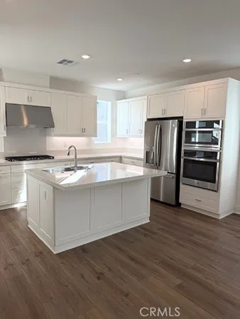 $4,400 | 27461 North Limber Pine Place, Newhall, CA 91381