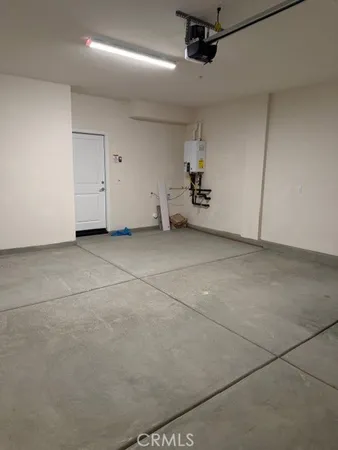 $4,400 | 27461 North Limber Pine Place, Newhall, CA 91381