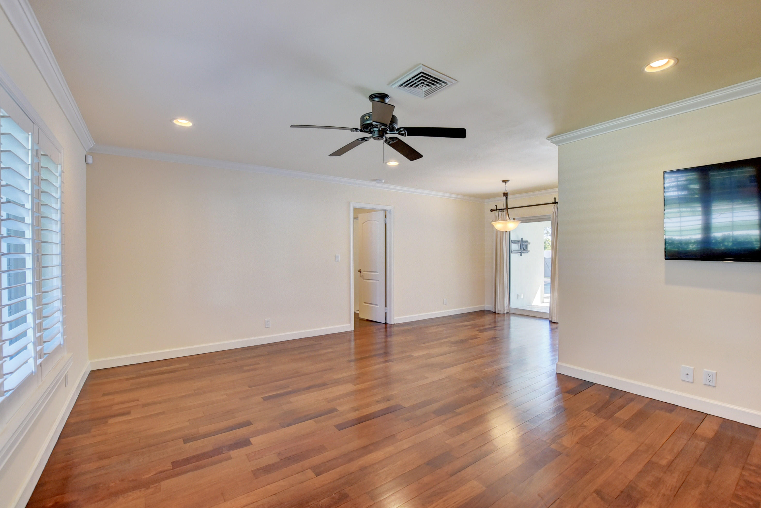 1100 Southwest 3rd Street Boca Raton, FL 33486 - Photo 10 of 41 Living Room