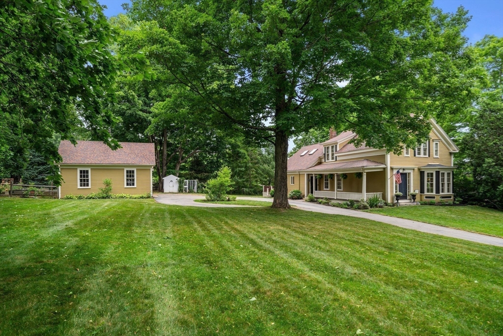 31 Broadway Hanover, MA 02339 - Photo 2 of 42
