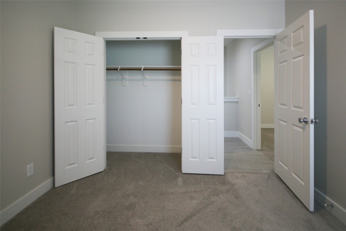 5113 Hershe Street, Unit B Houston, TX 77020 - Photo 27 of 44