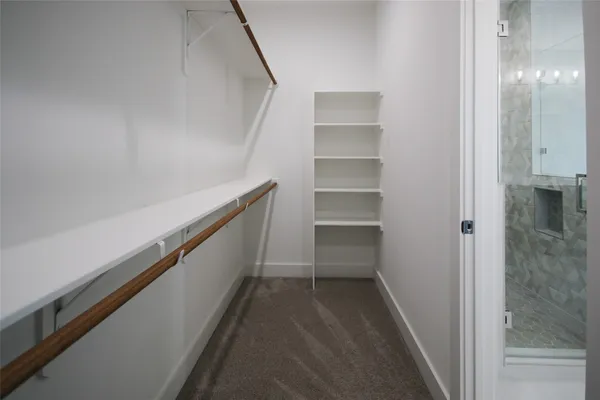 $2,450 | 5113 Hershe Street, Unit B, Houston, TX 77020