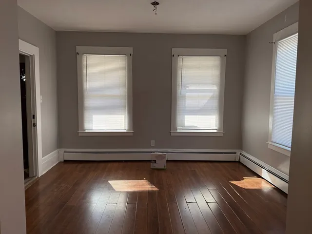 $1,800 | 231 Allen Street, Unit 1, New Bedford, MA 02740