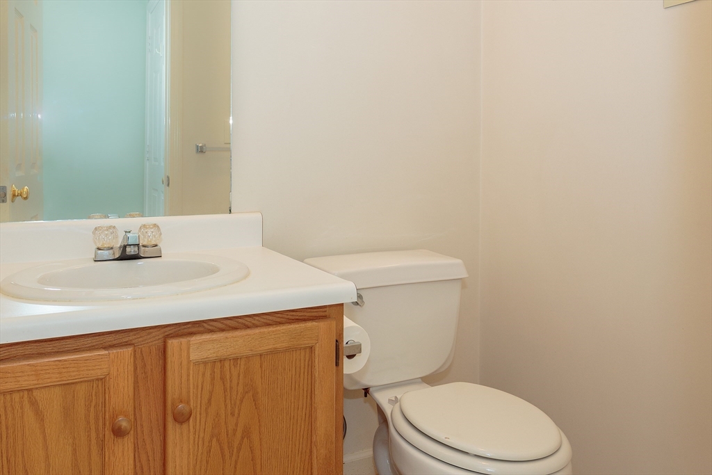 360 Littleton Road, Unit H6 Chelmsford, MA 01824 - Photo 8 of 27 Gallery Image 8