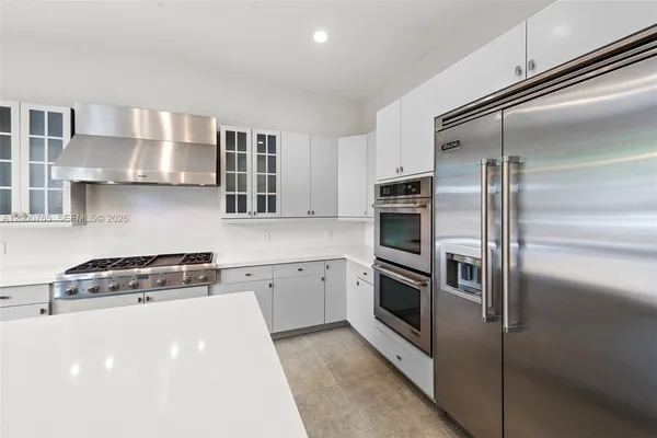 $25,500 | 552 Palm Drive, Hallandale Beach, FL 33009