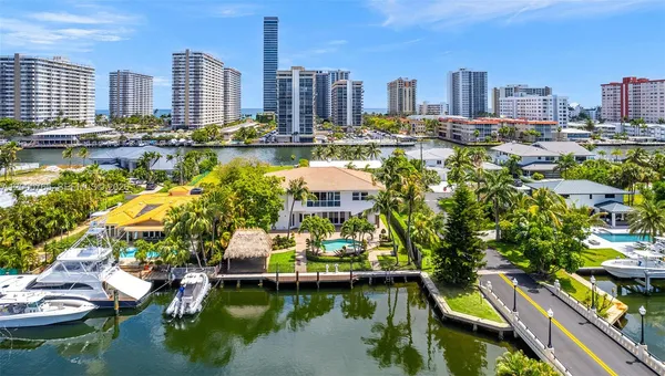$25,500 | 552 Palm Drive, Hallandale Beach, FL 33009