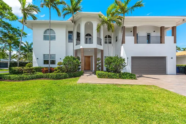$25,500 | 552 Palm Drive, Hallandale Beach, FL 33009