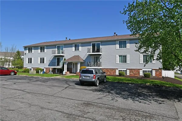 $134,900 | 1642 Jefferson Ridge Drive, Clairton, PA 15025