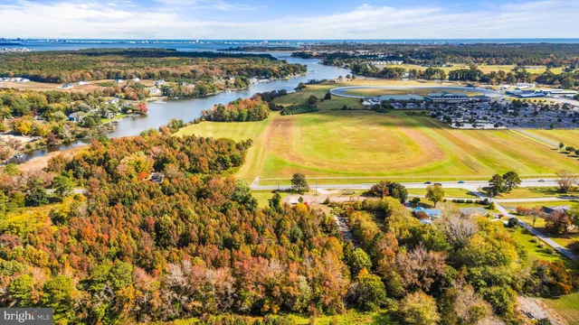 $800,000 | 10307 Racetrack Road, Berlin, MD 21811