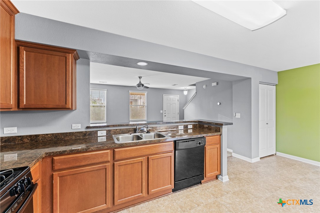 320 Trestle Tree San Marcos, TX 78666 - Photo 16 of 35