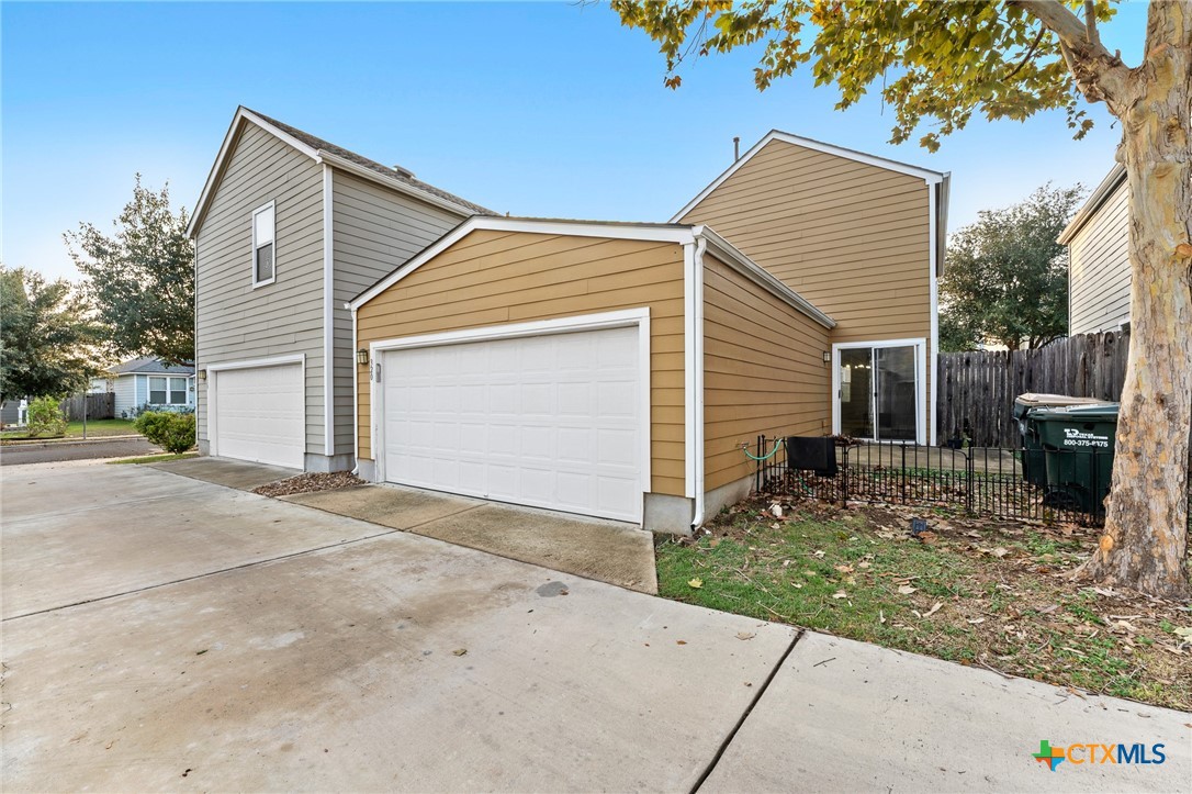 320 Trestle Tree San Marcos, TX 78666 - Photo 32 of 35