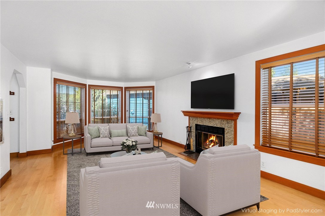 1209 228th Place Southwest Bothell, WA 98021 - Photo 2 of 34