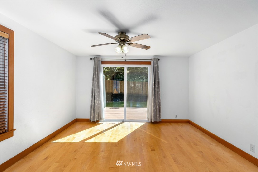 1209 228th Place Southwest Bothell, WA 98021 - Photo 12 of 34