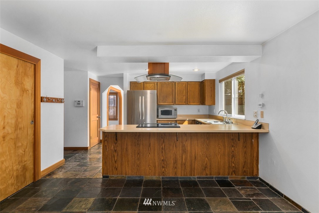 1209 228th Place Southwest Bothell, WA 98021 - Photo 14 of 34