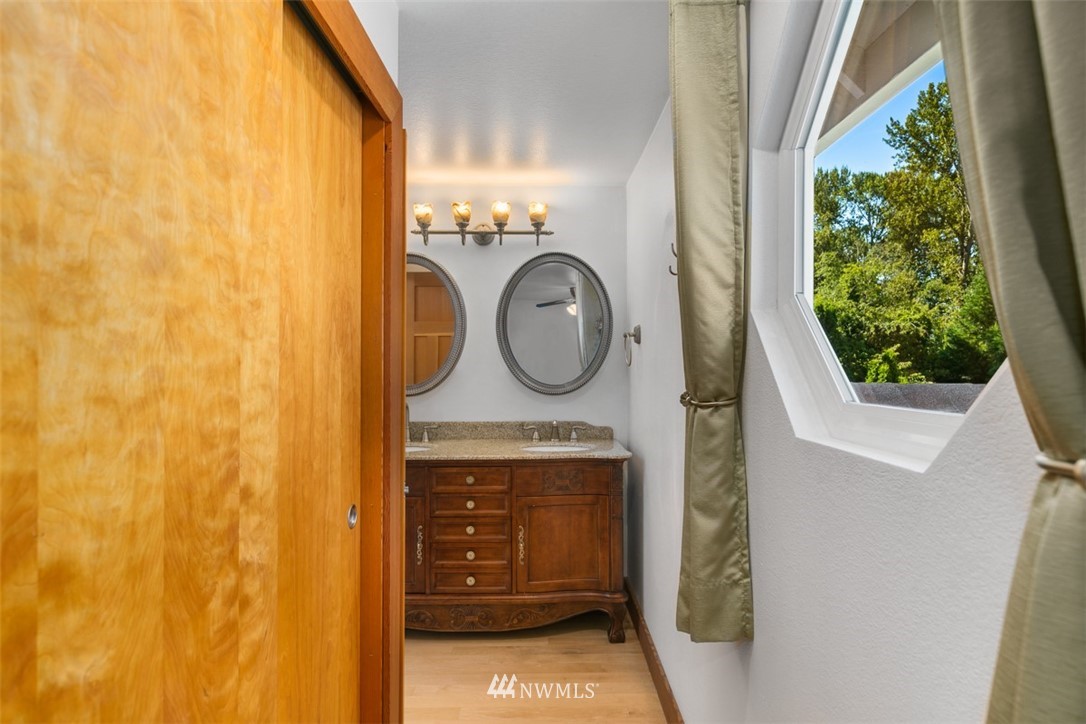 1209 228th Place Southwest Bothell, WA 98021 - Photo 22 of 34