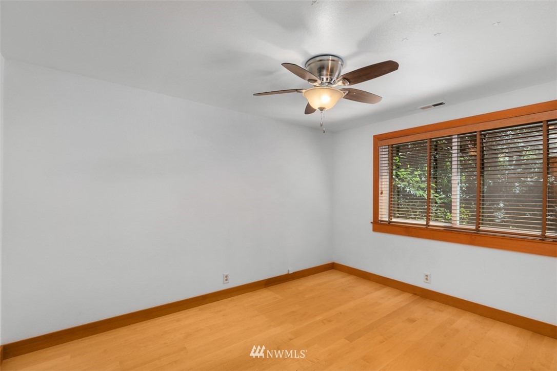 1209 228th Place Southwest Bothell, WA 98021 - Photo 24 of 34