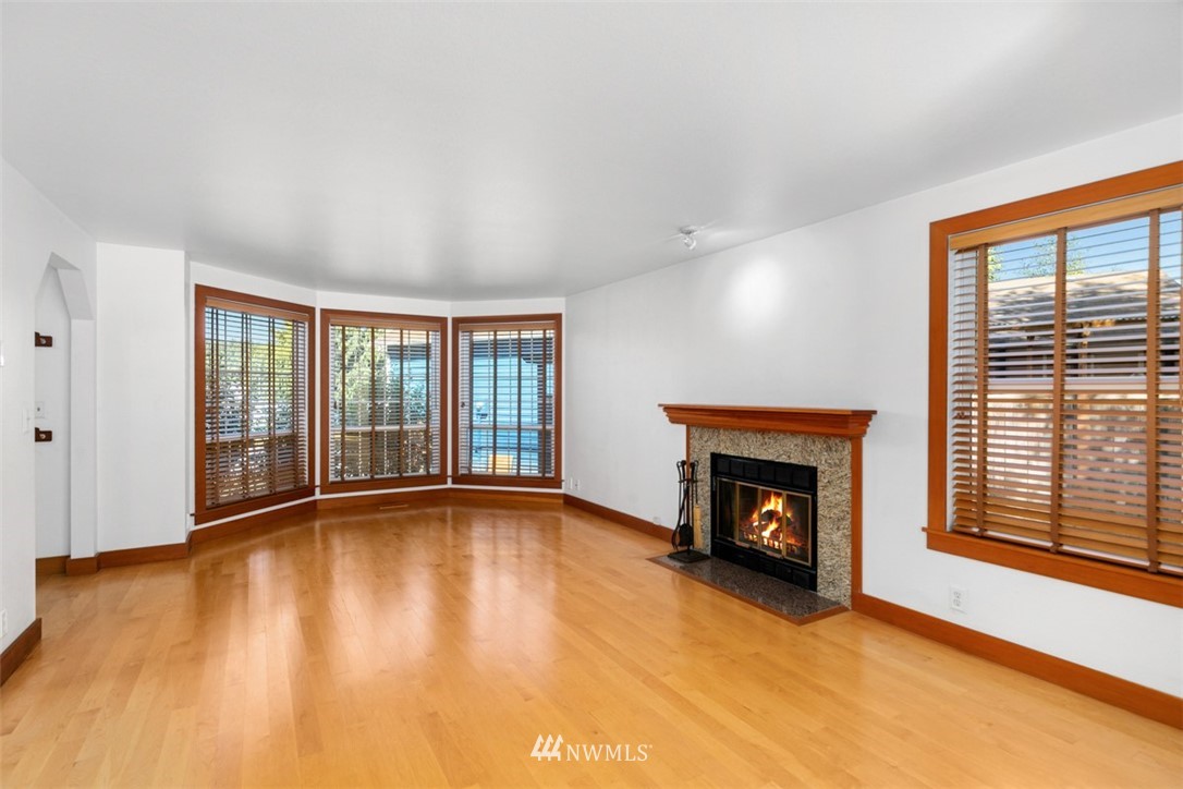 1209 228th Place Southwest Bothell, WA 98021 - Photo 7 of 34