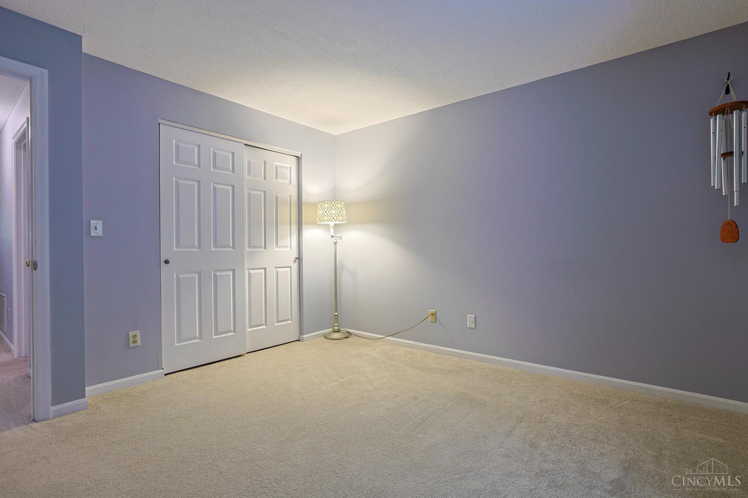 3703 West Galbraith Road Cincinnati, OH 45215 - Photo 23 of 35