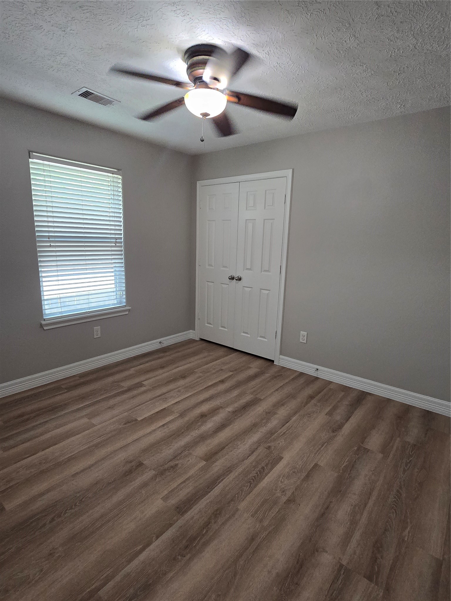 1043 Mann Road, Unit A Conroe, TX 77303 - Photo 14 of 18 2nd bedroom