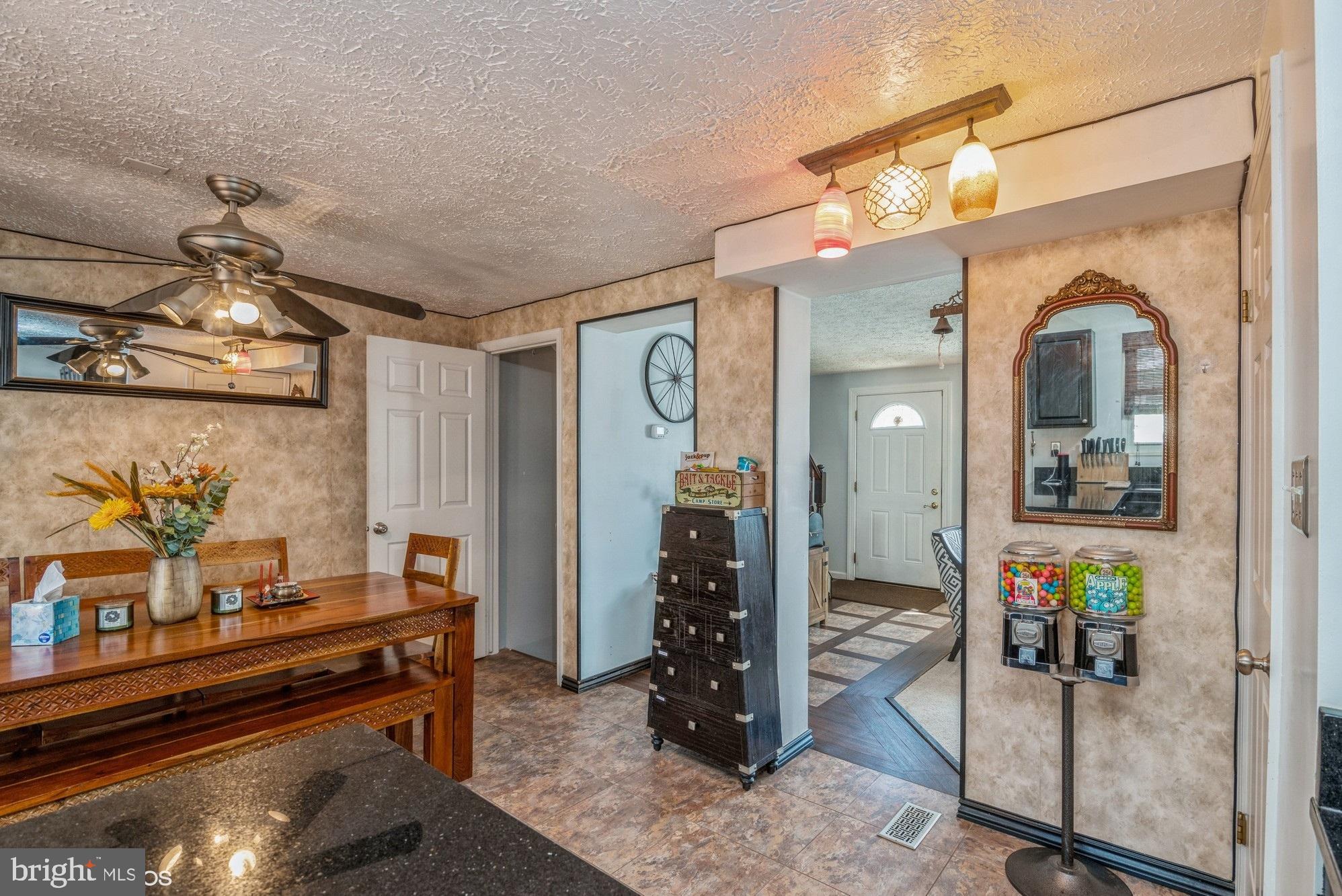 11034 Outpost Drive North Potomac, MD 20878 - Photo 12 of 37