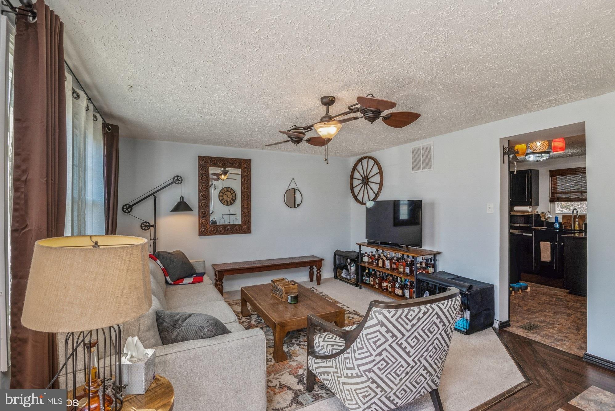 11034 Outpost Drive North Potomac, MD 20878 - Photo 7 of 37