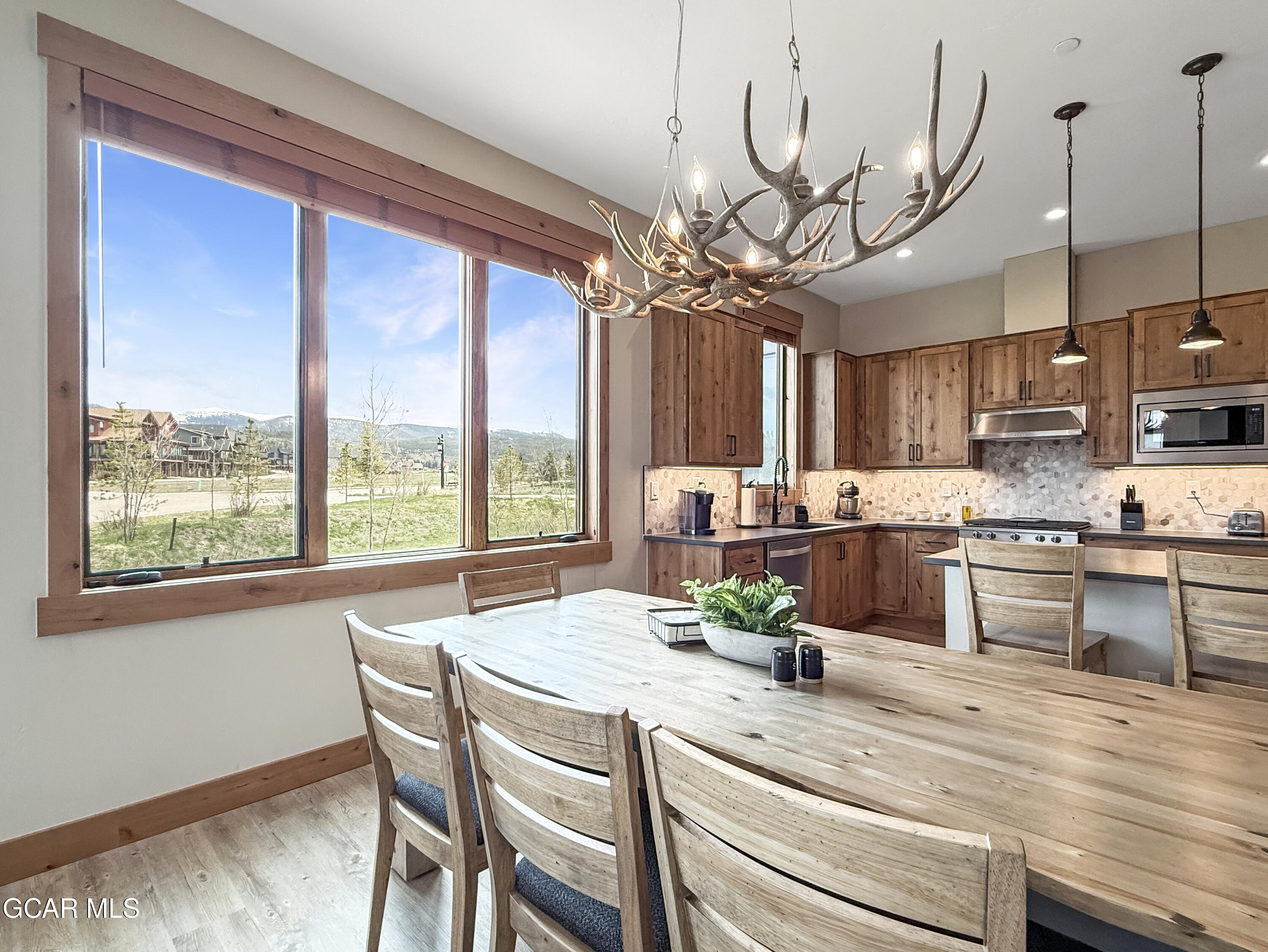 116 Springview Lane, Unit C104 Fraser, CO 80442 - Photo 21 of 45 Dining & Kitchen