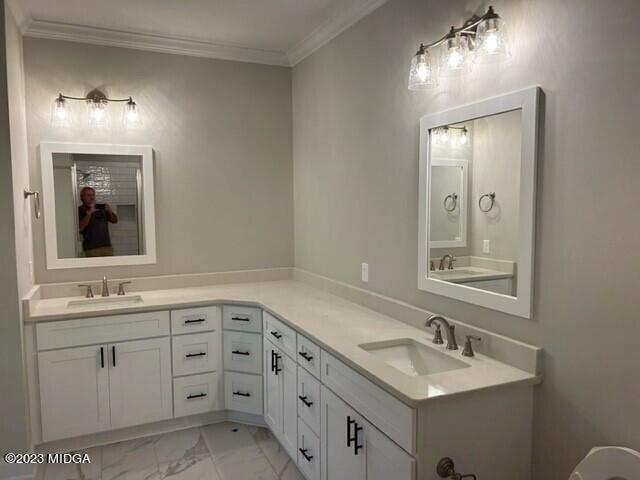2203 Exchange Drive Macon, GA 31210 - Photo 14 of 16 a bathroom with double sink and a mirror