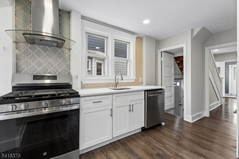 32 Edgewood Road Glen Ridge, NJ 07028 - Photo 12 of 32