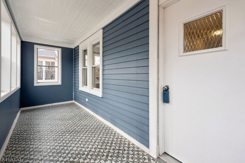 32 Edgewood Road Glen Ridge, NJ 07028 - Photo 3 of 32