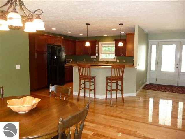 5572 South Betsie River Road Interlochen, MI 49643 - Photo 9 of 15 1718987-8.JPG