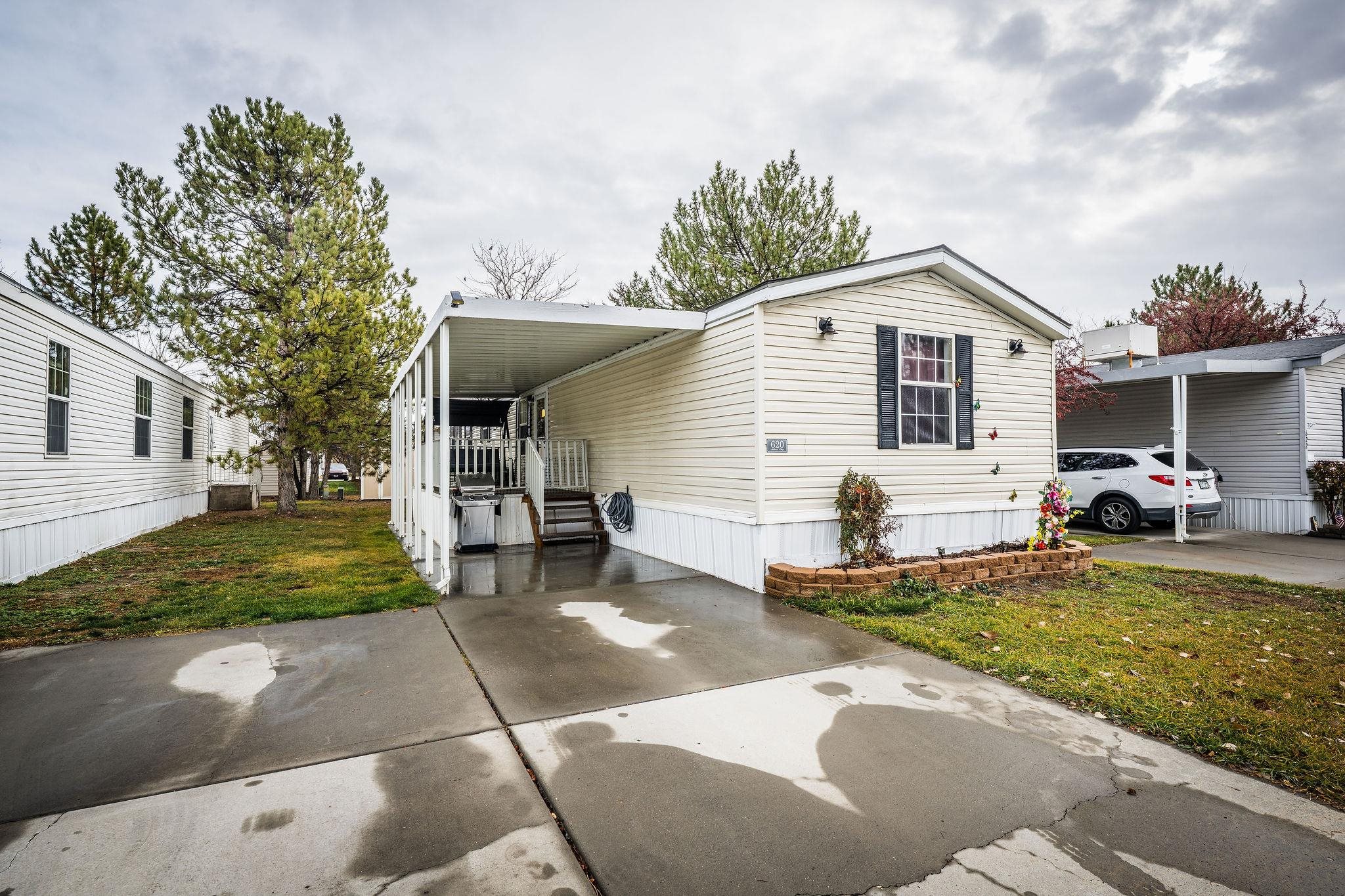 435 32 Road, Unit 620 Clifton, CO 81520 - Photo 1 of 20 a view of a house with a patio