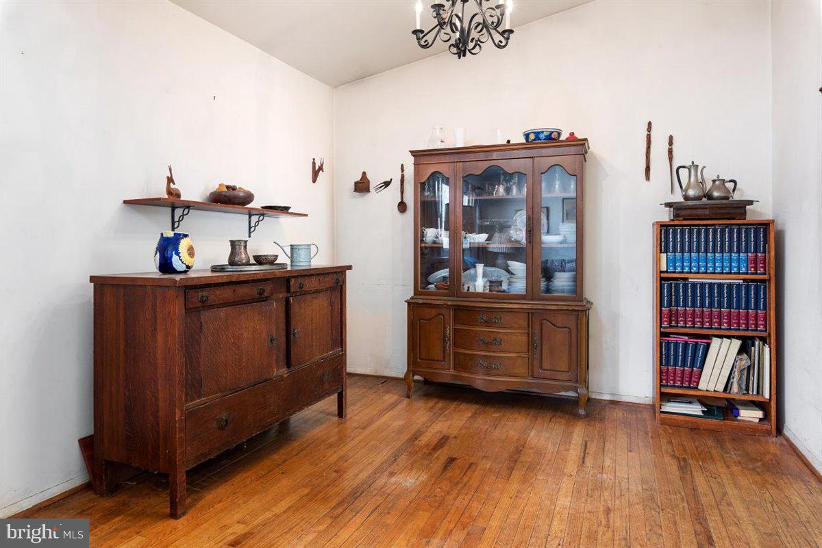 526 Gladhill Road Odenton, MD 21113 - Photo 21 of 33 Gallery Image 21