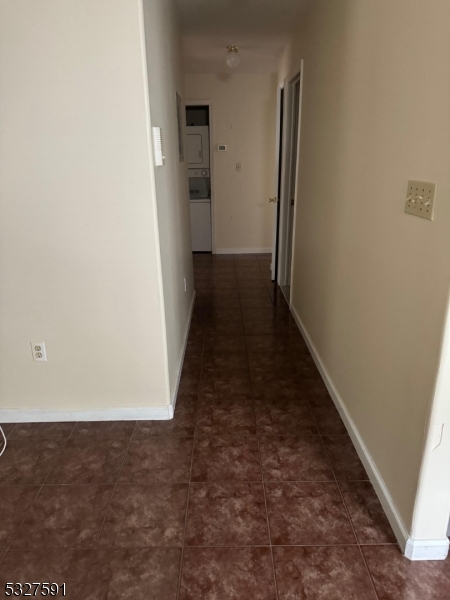105 Ritorto Court Union, NJ 07083 - Photo 4 of 8