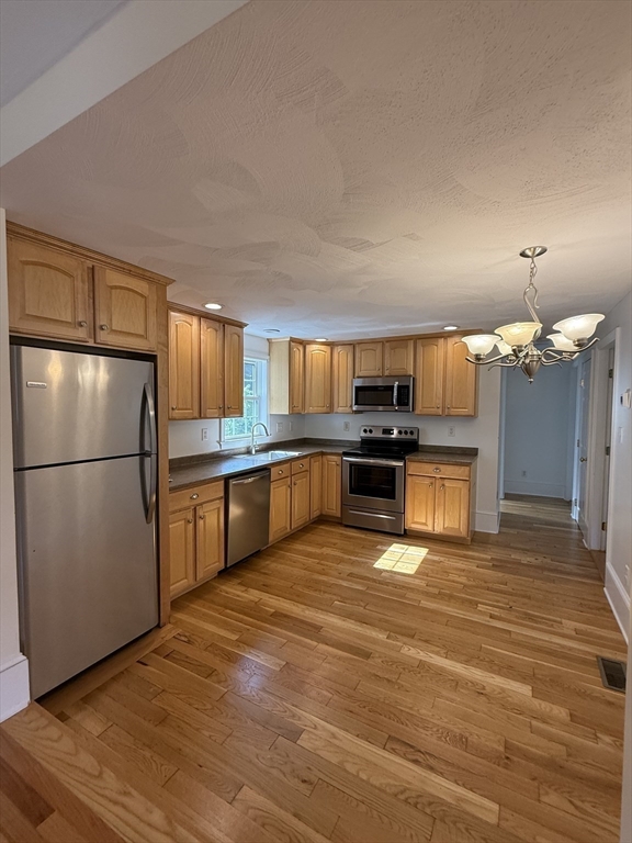 20 Alma Road Burlington, MA 01803 - Photo 10 of 22 Gallery Image 10