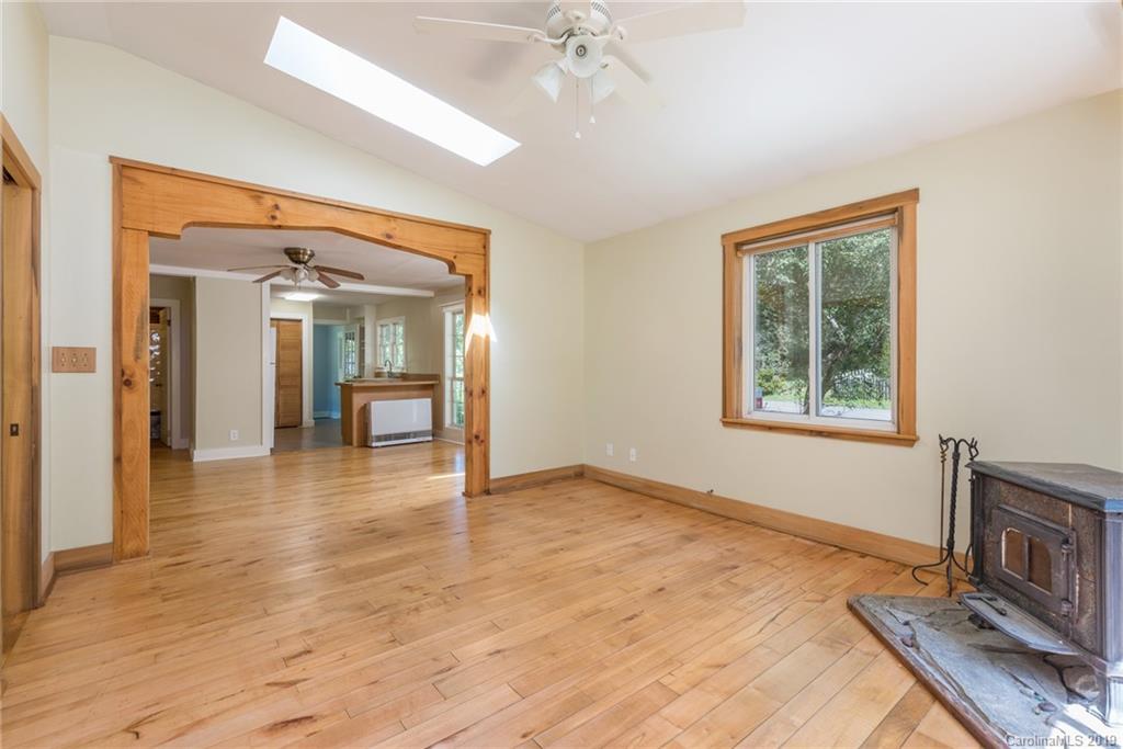 1136 Roscoe Lewis Road Sylva, NC 28779 - Photo 11 of 26 Gallery Image 11