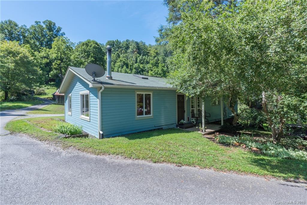 1136 Roscoe Lewis Road Sylva, NC 28779 - Photo 18 of 26 Gallery Image 18