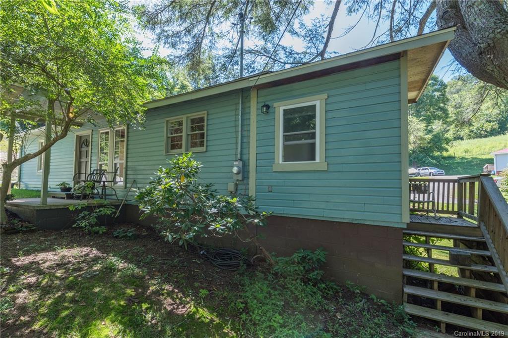 1136 Roscoe Lewis Road Sylva, NC 28779 - Photo 20 of 26 Gallery Image 20