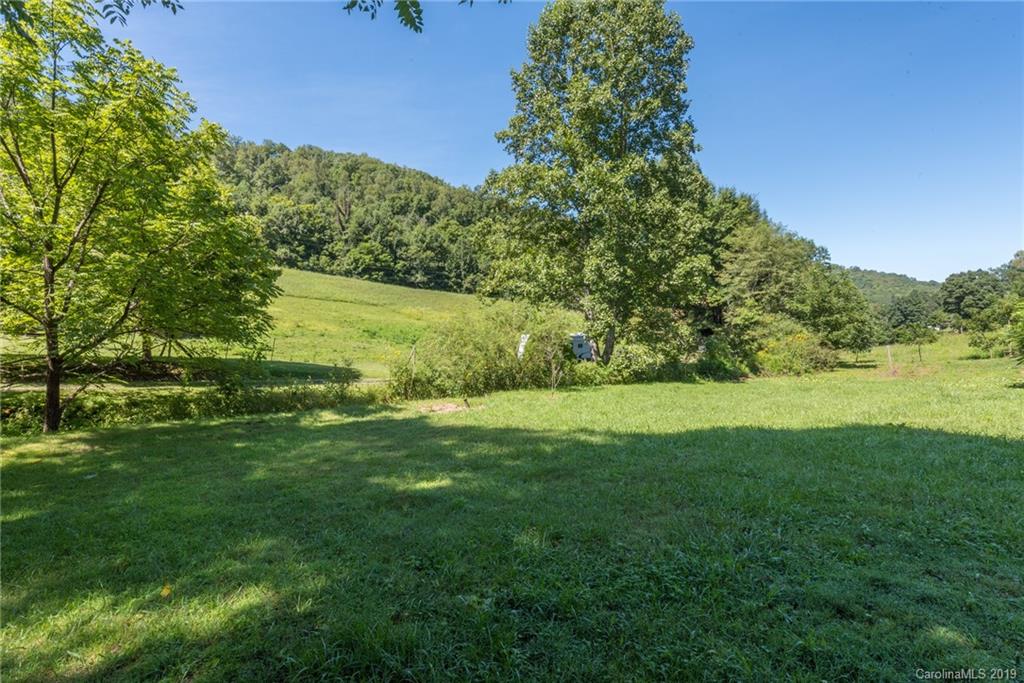 1136 Roscoe Lewis Road Sylva, NC 28779 - Photo 24 of 26 Gallery Image 24